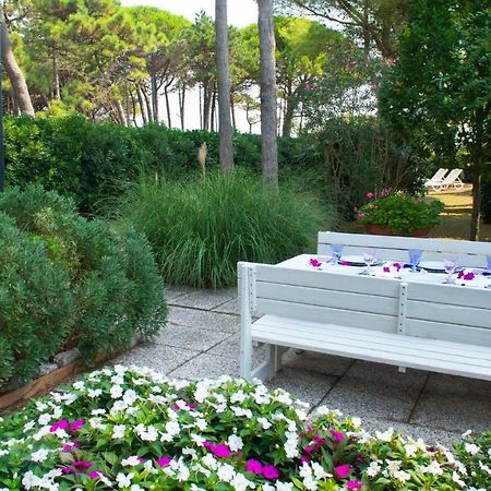 Villa Scultura Seaview Lignano Sabbiadoro Eksteriør bilde